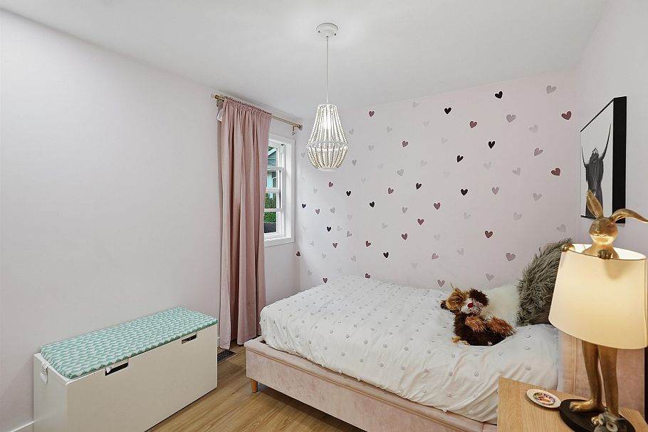 2207 Tanager Place North Vancouver, BC - 24
