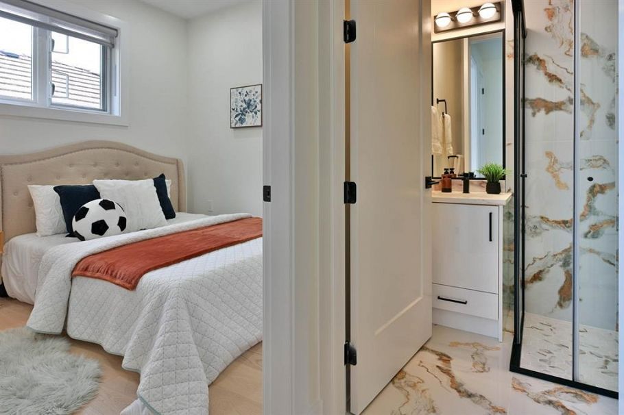 2 4874 Lanark Street Vancouver, BC - 13