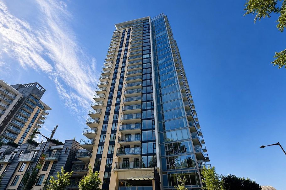 1803 1401 Hunter Street North Vancouver, BC - 1