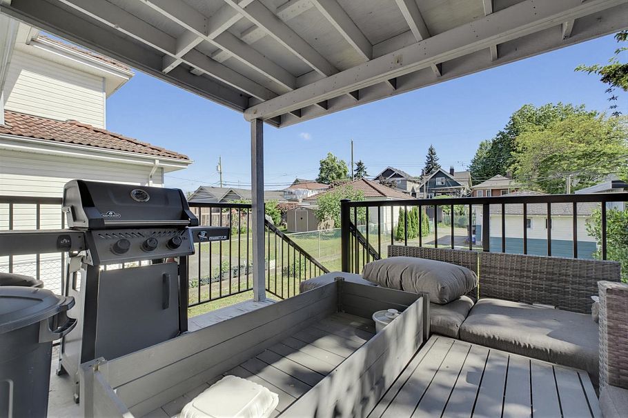 1280 E 27th Avenue Vancouver, BC - 24