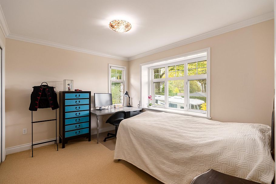 2087 W 18th Avenue Vancouver, BC - 22