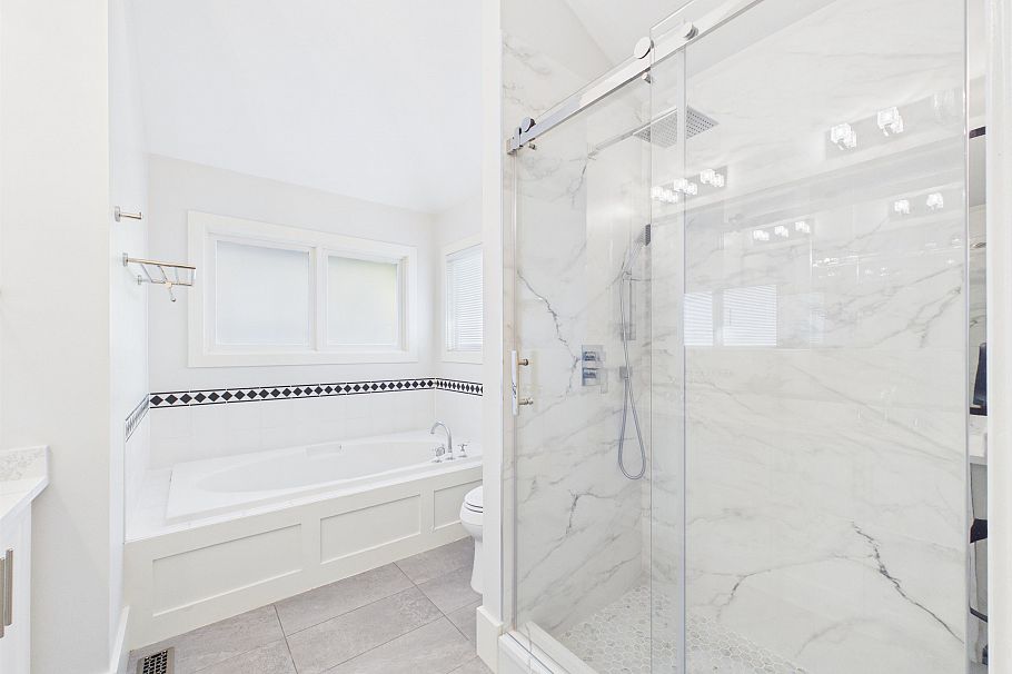 4420 Collingwood Street Vancouver, BC - 18