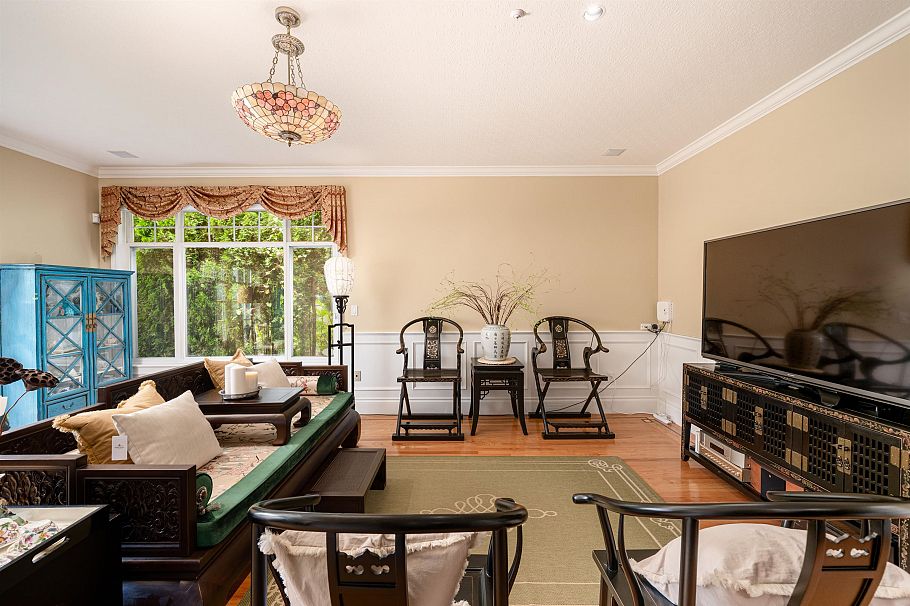 2087 W 18th Avenue Vancouver, BC - 8