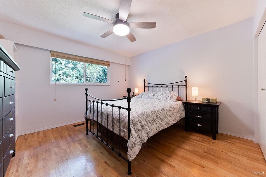 4482 Cove Cliff Road North Vancouver, BC - 20