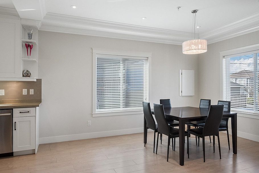 2627 E 41st Avenue Vancouver, BC - 8