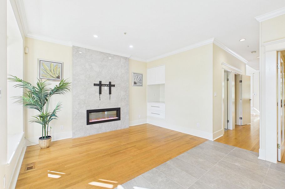 4420 Collingwood Street Vancouver, BC - 5