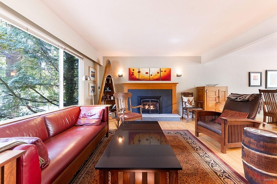 4482 Cove Cliff Road North Vancouver, BC - 17