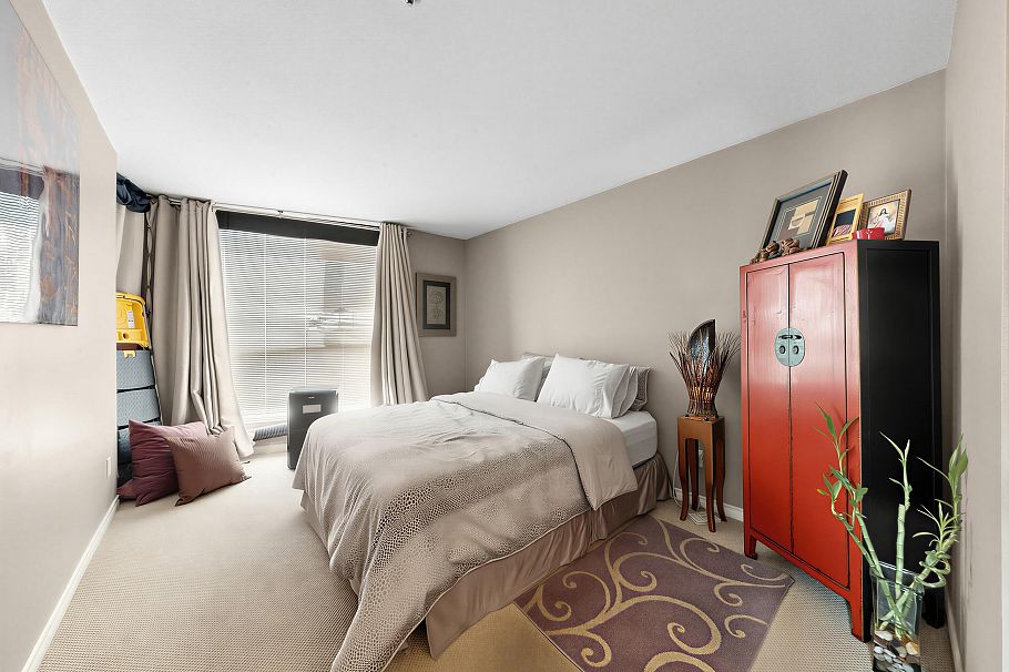 312 8450 Jellicoe Street Vancouver, BC - 7