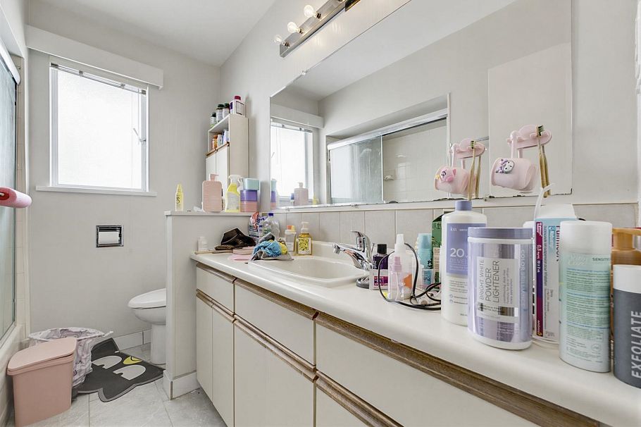 1280 E 27th Avenue Vancouver, BC - 7