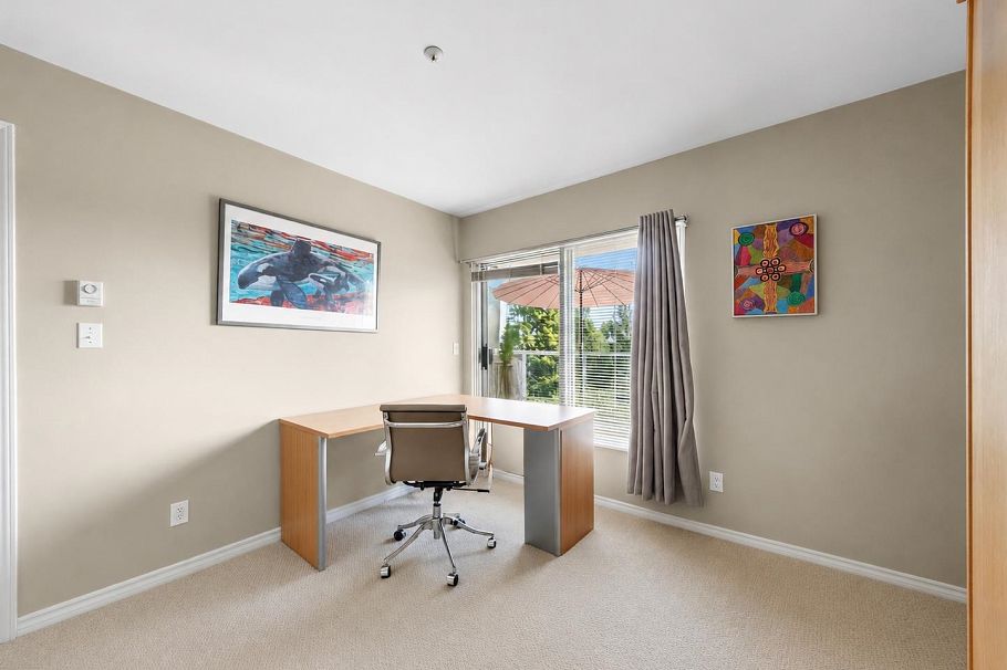 312 8450 Jellicoe Street Vancouver, BC - 9