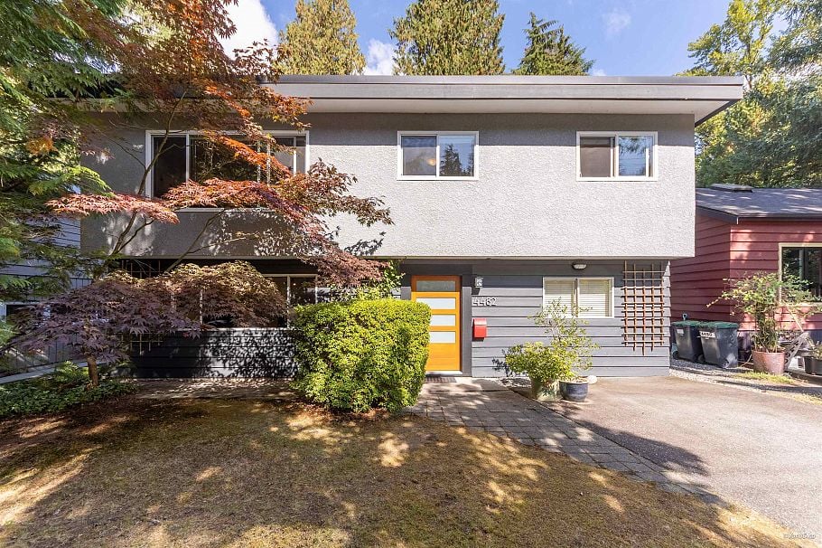 4482 Cove Cliff Road North Vancouver, BC - 1
