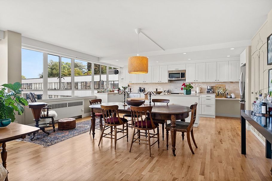825 1445 Marpole Avenue Vancouver, BC - 12