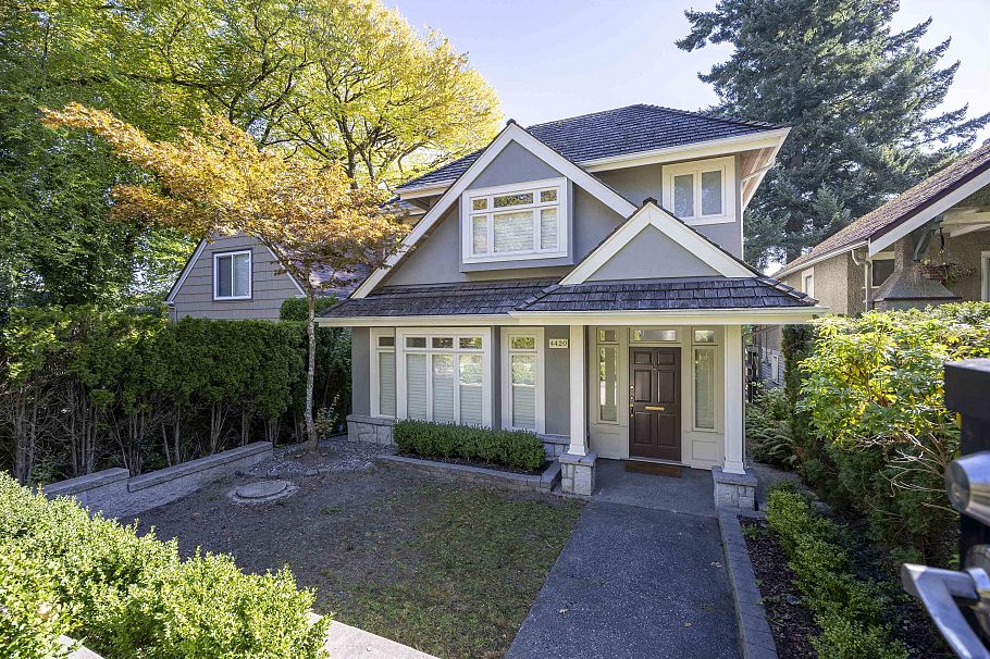 4420 Collingwood Street Vancouver, BC - 1