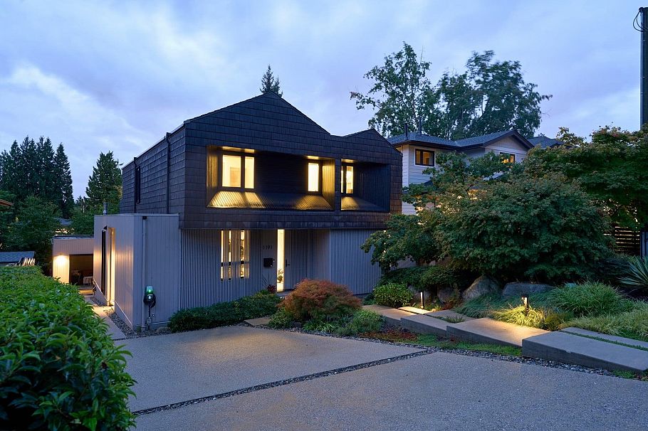 1191 Wellington Drive North Vancouver, BC - 38