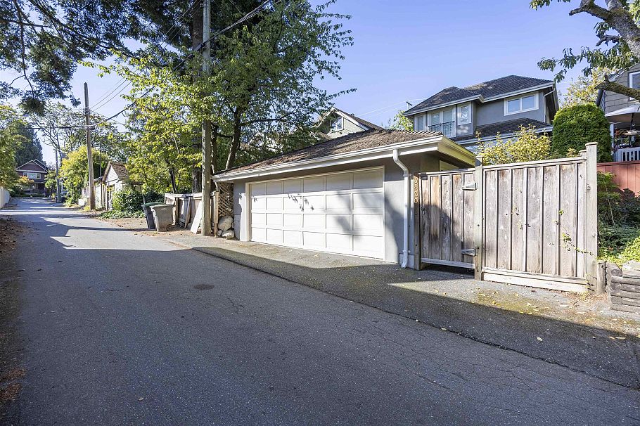 4420 Collingwood Street Vancouver, BC - 30