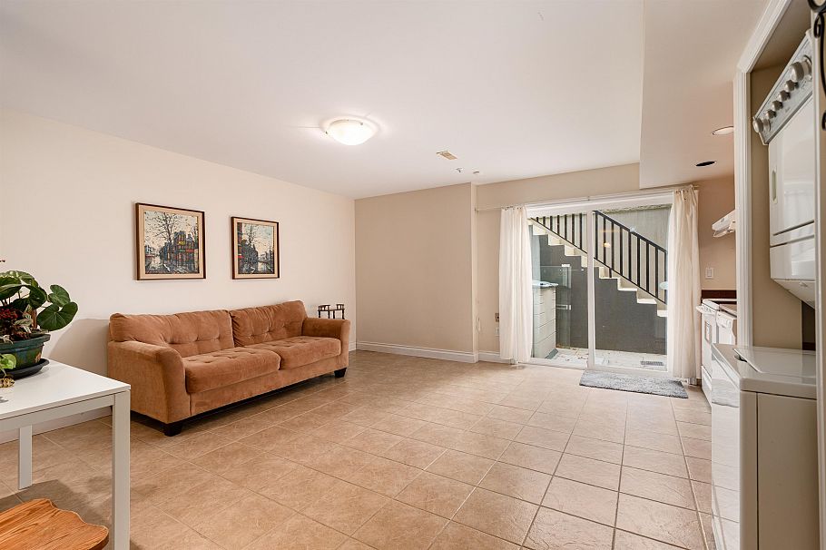 2087 W 18th Avenue Vancouver, BC - 25