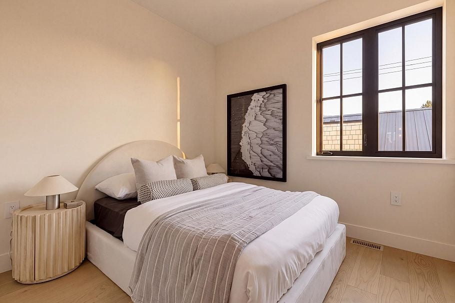 2 3185 Vine Street Vancouver, BC - 17