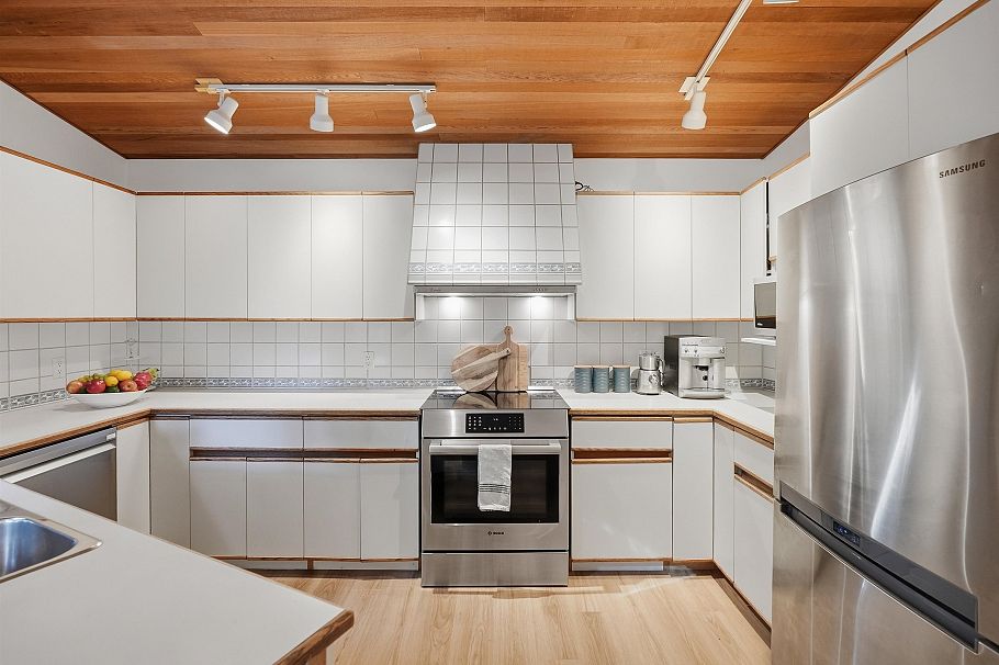 2207 Tanager Place North Vancouver, BC - 11