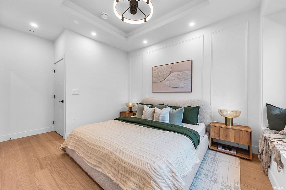 3155 E. 52nd Avenue Vancouver, BC - 23