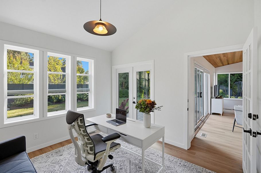 2207 Tanager Place North Vancouver, BC - 19