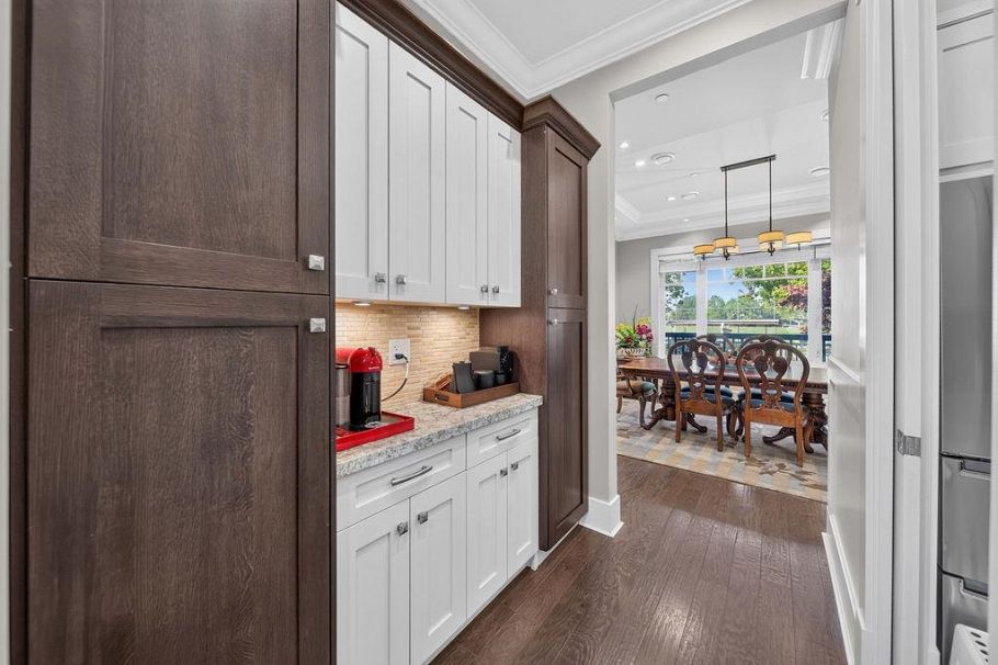 2398 Oliver Crescent Vancouver, BC - 11