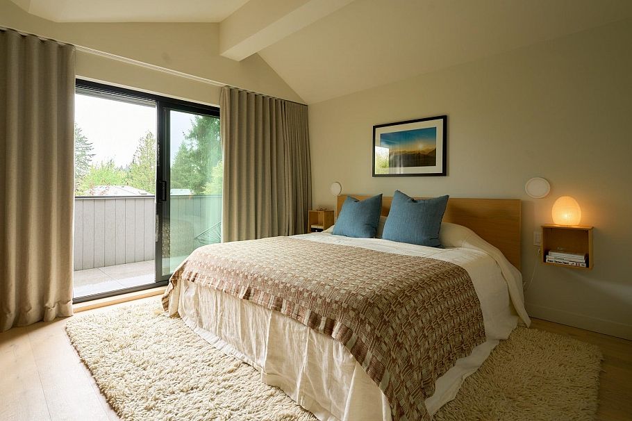 1191 Wellington Drive North Vancouver, BC - 34