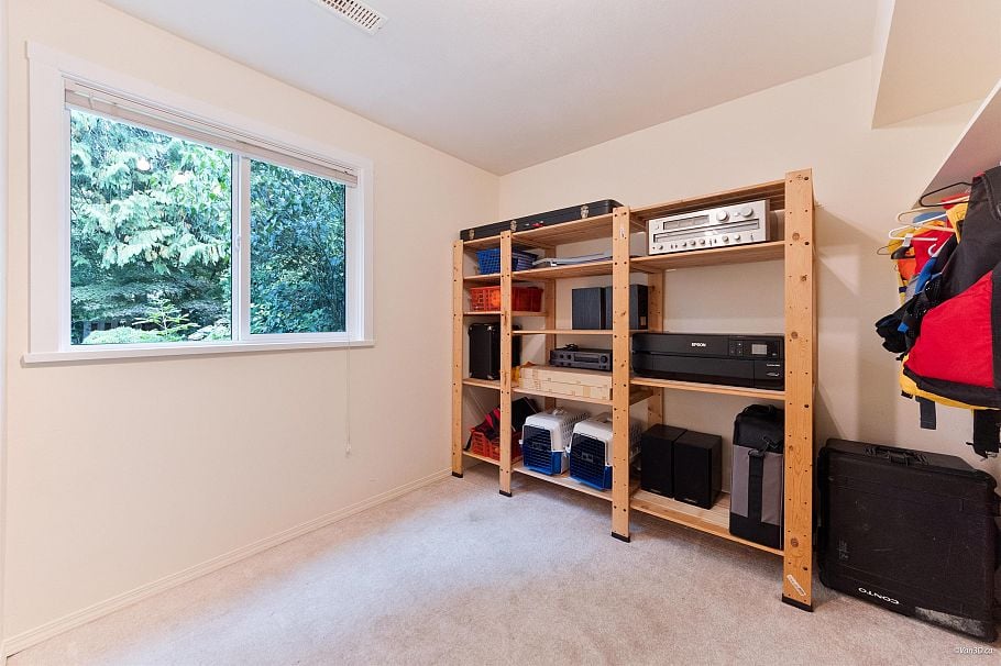4482 Cove Cliff Road North Vancouver, BC - 34