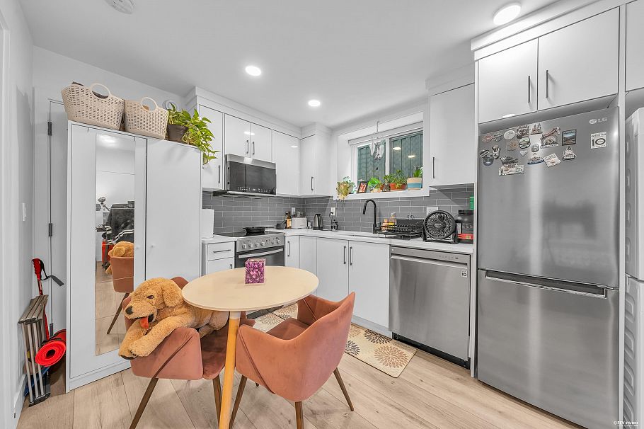 3180 Graveley Street Vancouver, BC - 32