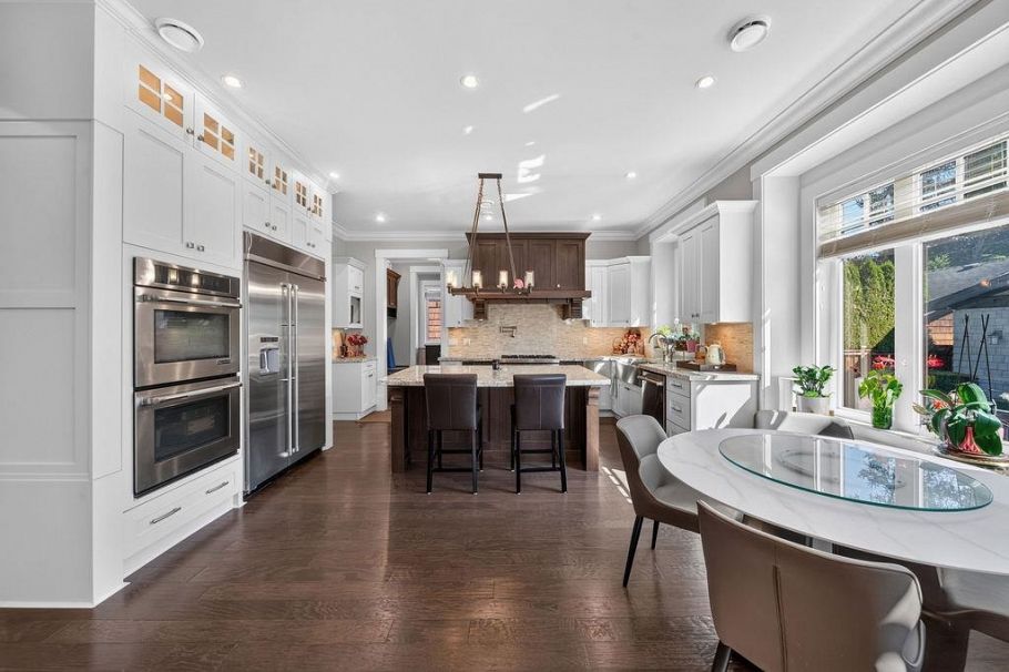 2398 Oliver Crescent Vancouver, BC - 8