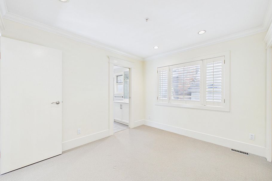 4420 Collingwood Street Vancouver, BC - 22