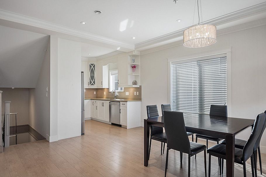 2627 E 41st Avenue Vancouver, BC - 7