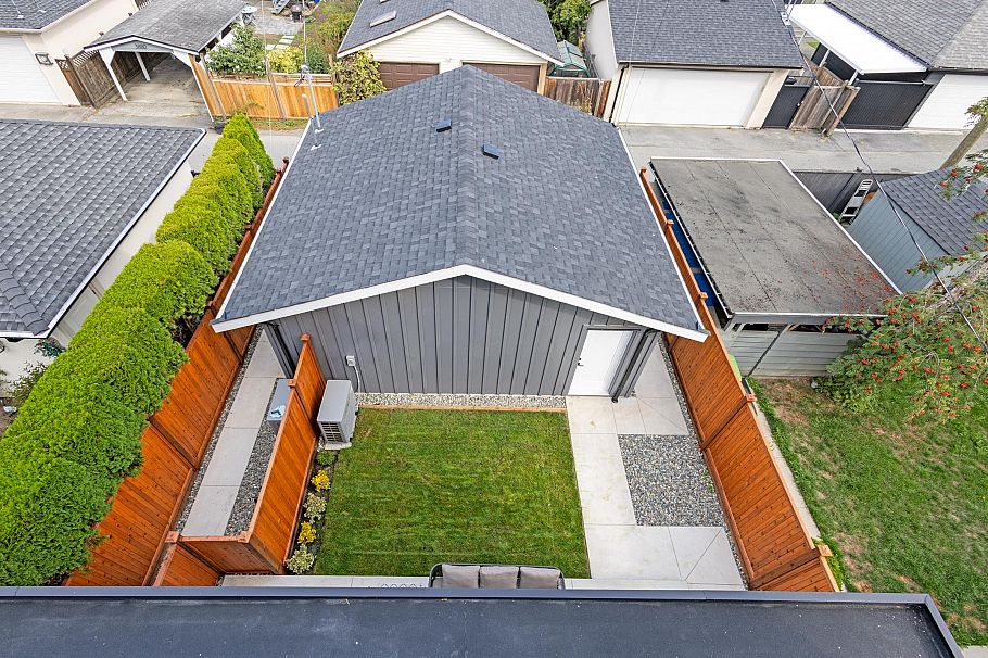1 3873 W 22nd Avenue Vancouver, BC - 33