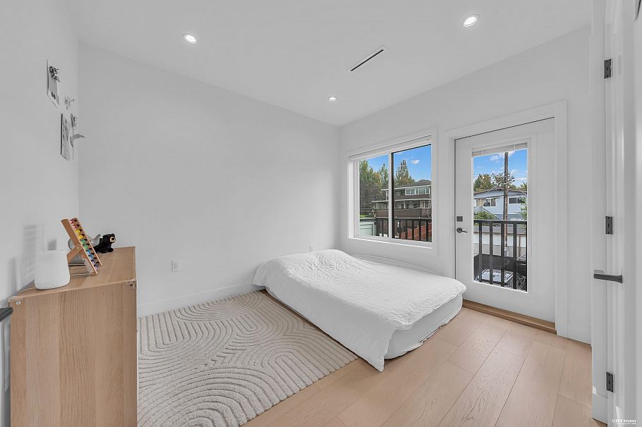 3180 Graveley Street Vancouver, BC - 21