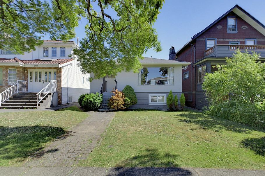 1280 E 27th Avenue Vancouver, BC - 1