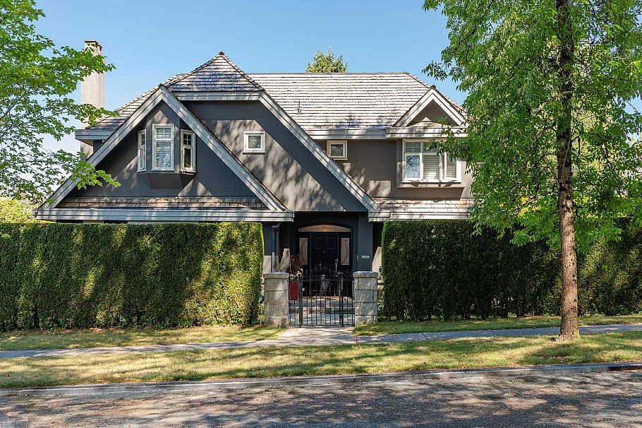 2087 W 18th Avenue Vancouver, BC - 1