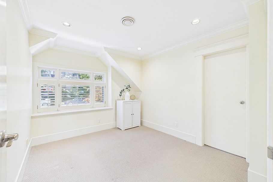 4420 Collingwood Street Vancouver, BC - 21