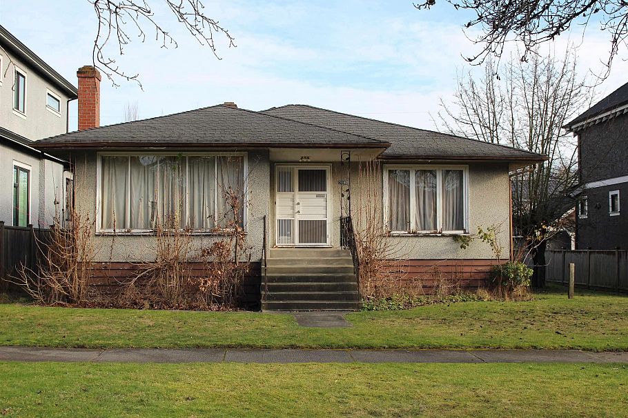 7160 Inverness Street Vancouver, BC - 1