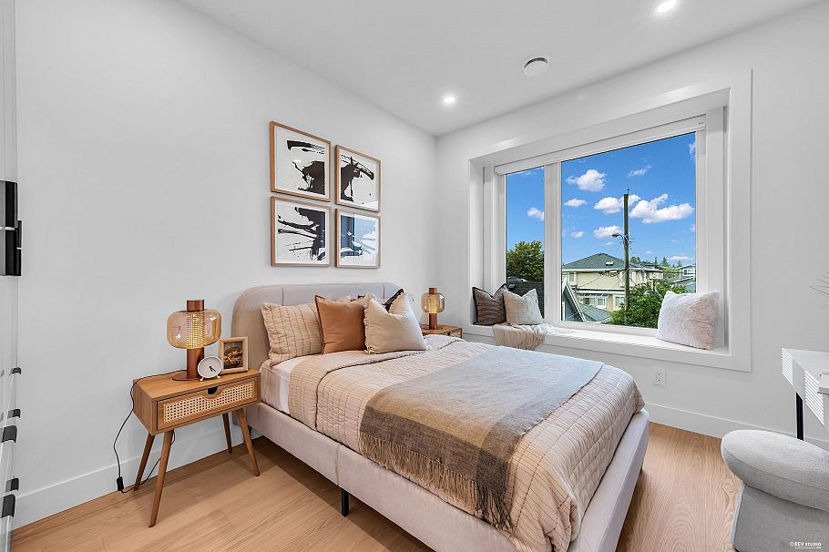 3155 E. 52nd Avenue Vancouver, BC - 20