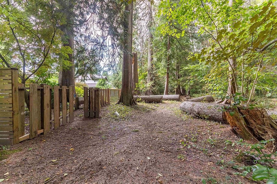 4482 Cove Cliff Road North Vancouver, BC - 37