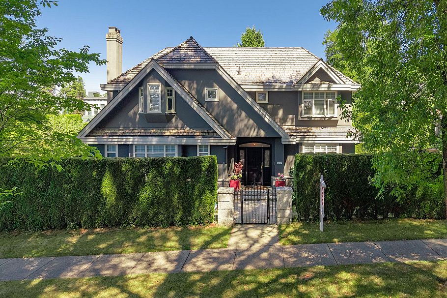 2087 W 18th Avenue Vancouver, BC - 34