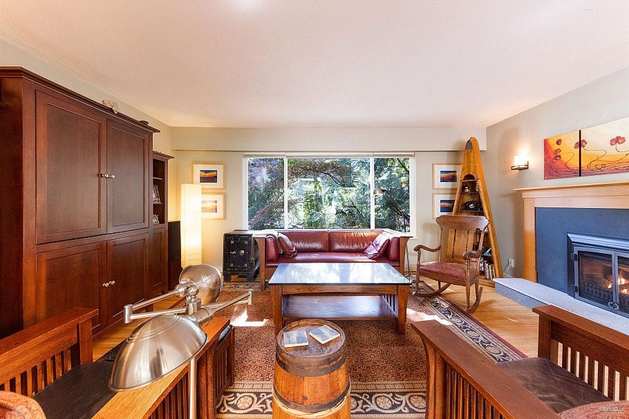 4482 Cove Cliff Road North Vancouver, BC - 14