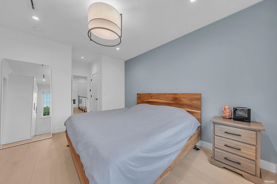 3180 Graveley Street Vancouver, BC - 16