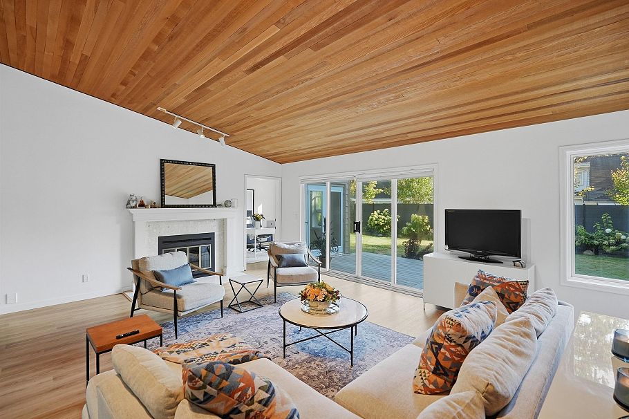 2207 Tanager Place North Vancouver, BC - 7
