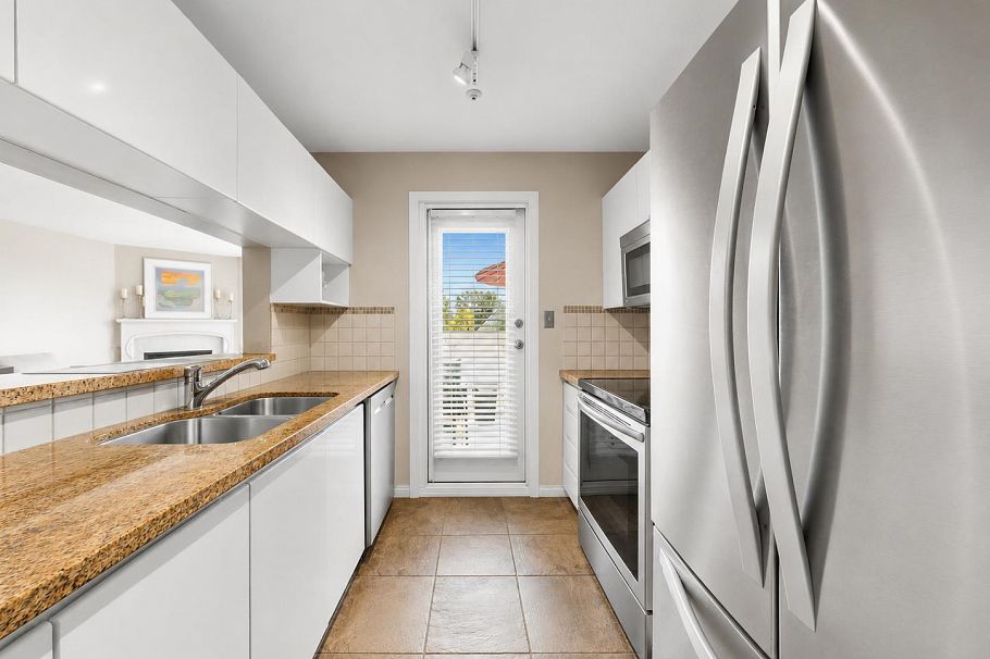 312 8450 Jellicoe Street Vancouver, BC - 6