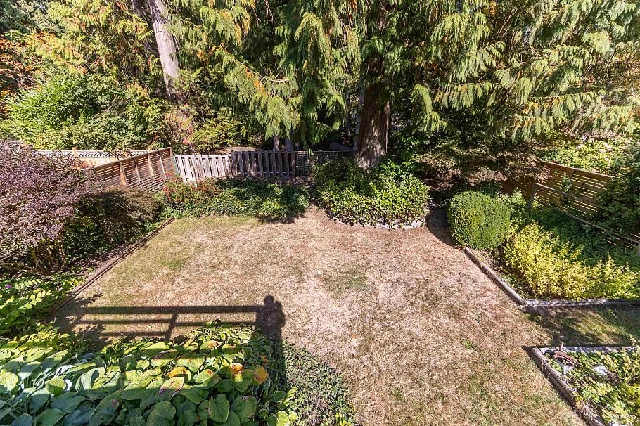 4482 Cove Cliff Road North Vancouver, BC - 6