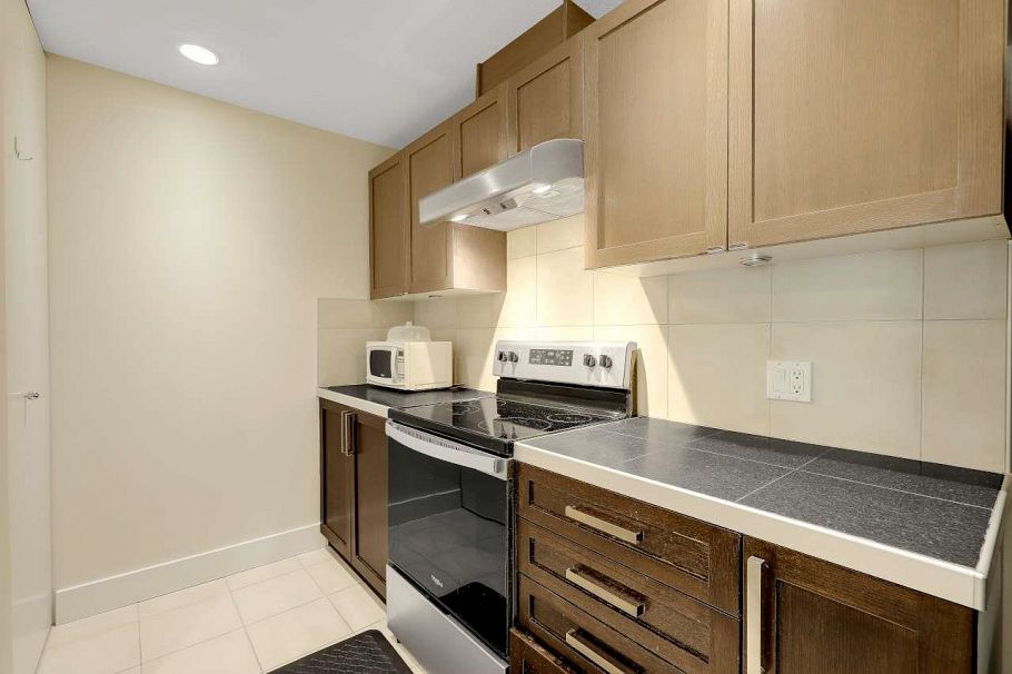 210 5779 Birney Avenue Vancouver, BC - 11
