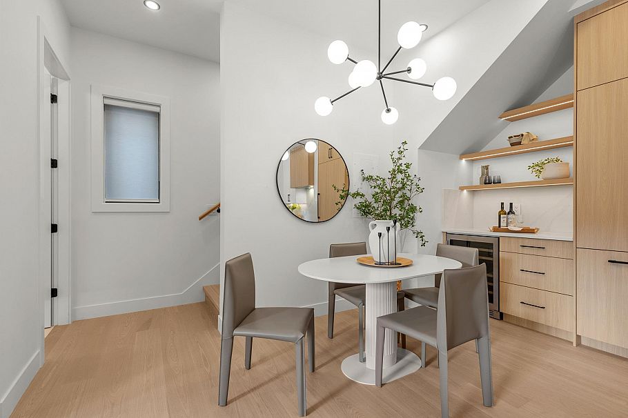 1 3873 W 22nd Avenue Vancouver, BC - 16