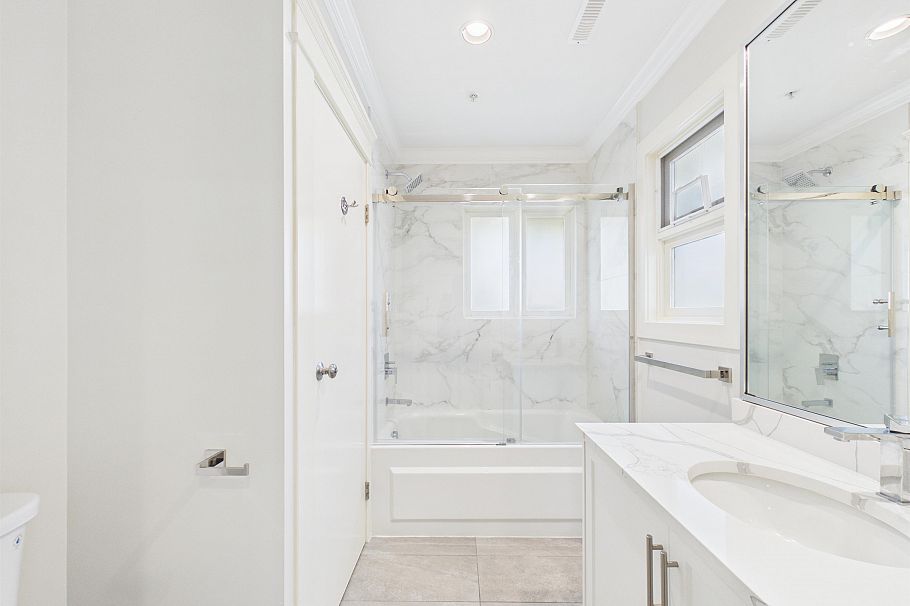 4420 Collingwood Street Vancouver, BC - 23