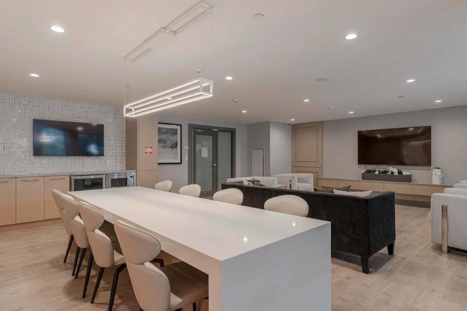909 3533 Ross Drive Vancouver, BC - 32
