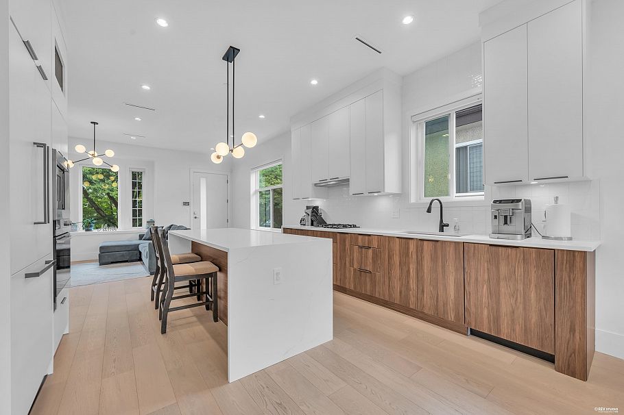 3180 Graveley Street Vancouver, BC - 10